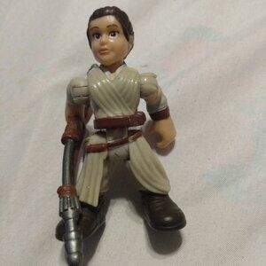 Playskool Galactic Heroes Rey small action figure toy